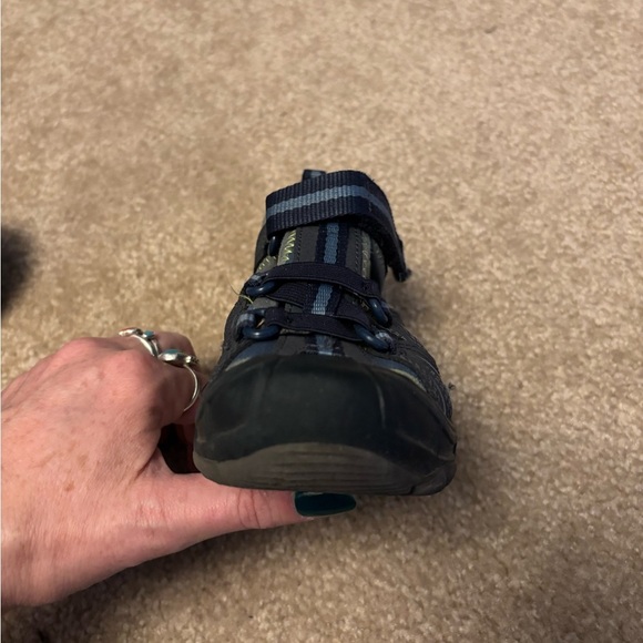 Kids' Gray and Navy MERRELL Shoes - Picture 4 of 8